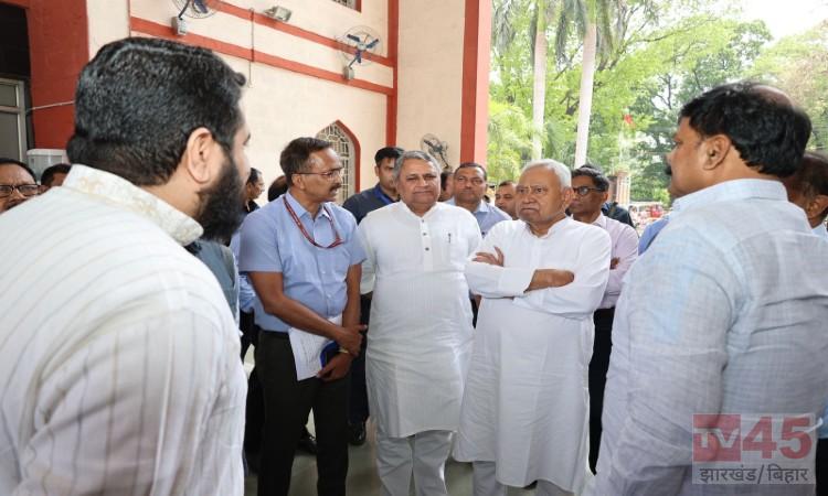 नीतीश सरकार के निशाने पर अधिकारी, विभागों में हड़कंप