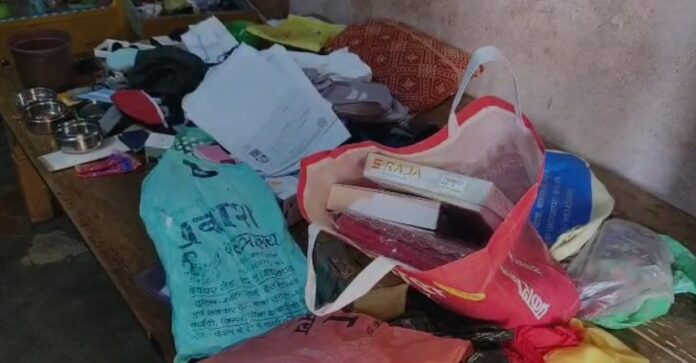 खेरबनी गांव में रविवार की रात अज्ञात चोरों ने लाखों रुपये की जेवरात की चोरी