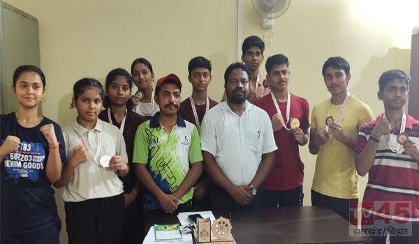 झारखंड बॉक्सिंग चैंपियनशिप में धनबाद के खिलाड़ियों का शानदार प्रदर्शन