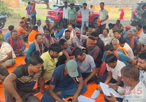 मगध कोल परियोजना चमातू के ग्रामीणों ने जताया सीसीएल का विरोध