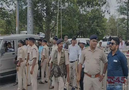झारखंड विधानसभा के बाहर JTET अभ्यर्थियों का जबरदस्त हंगामा
