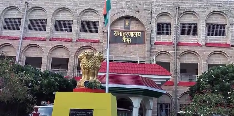 CM नीतीश कुमार के दौरे को लेकर डीआईजी सत्य प्रकाश का कैमूर दौरा, सुरक्षा व्यवस्था की समीक्षा