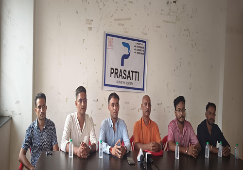 स्वयंसेवी संस्था ने किया मीडिया सम्मेलन, मुख्य अतिथि थे झारखंड के प्रसिद्ध योग गुरु स्वामी मुक्तरथ जी