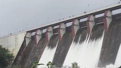 कोडरमा: लगातार बारिश के बाद तिलैया डैम का जलस्तर फिर बढ़ा, अलर्ट जारी