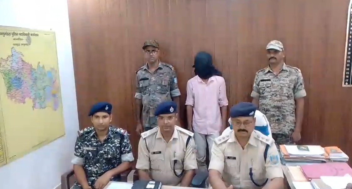 pakur: ब्राउन शुगर के साथ एक व्यक्ति गिरफ्तार, पुलिस ने की सफल छापेमारी