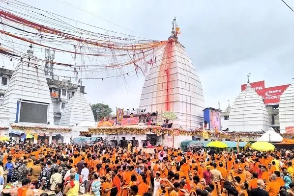 अनंत चतुर्दशी पर बाबा नगरी वैद्यनाथ धाम में उमड़ा श्रद्धा का सैलाब