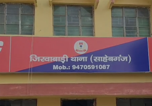 तेज रफ्तार ट्रक ने साइकिल सवार को मारी टक्कर, महिला की मौत