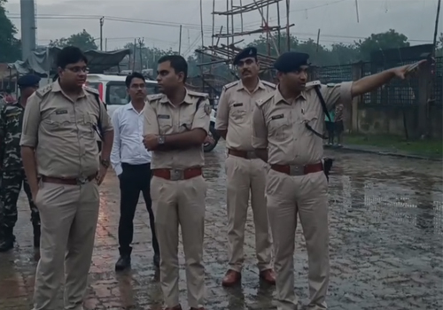 दुर्गा पूजा को लेकर जिला प्रशासन अलर्ट, सुरक्षा के कड़े इंतजाम