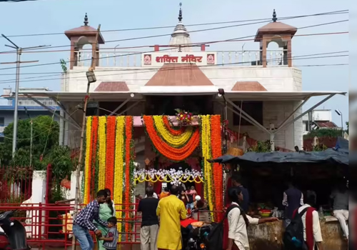 शक्ति मंदिर में उमड़ा आस्था का सैलाब