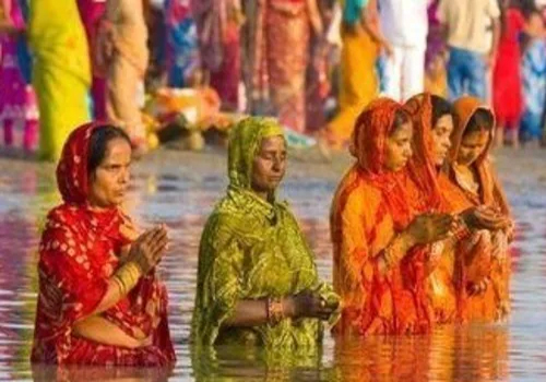 आज लोक आस्था का महापर्व छठ का तीसरा दिन, संध्या अर्घ्य का विशेष महत्व