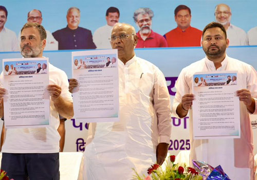 मल्लिकार्जुन खड़गे की बिगड़ी तबीयत,अस्पताल में भर्ती