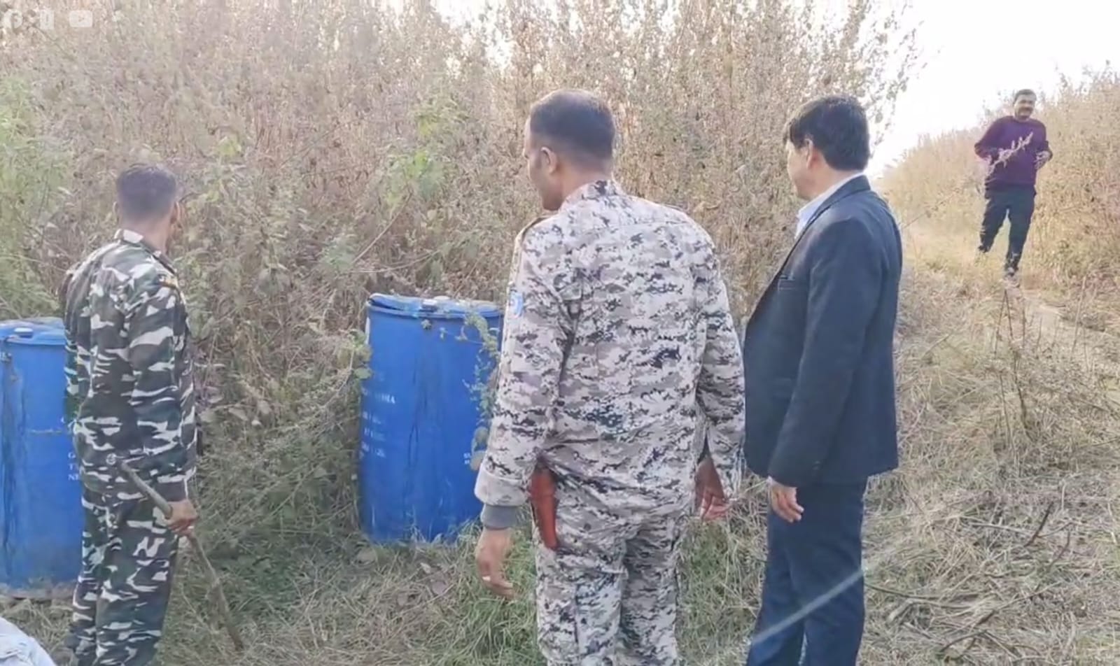 मझिआंव में एसडीएम की दबिश, अवैध शराब की भट्ठी ध्वस्त