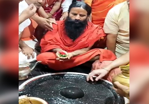 योग गुरु रामदेव का देवघर दौरा, बैद्यनाथ धाम में पूजा-अर्चना