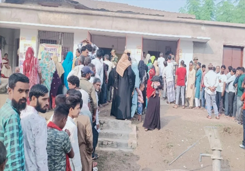 बिहार चुनाव के दूसरे चरण का मतदान शुरू, कई दिग्गजों की साख दांव पर