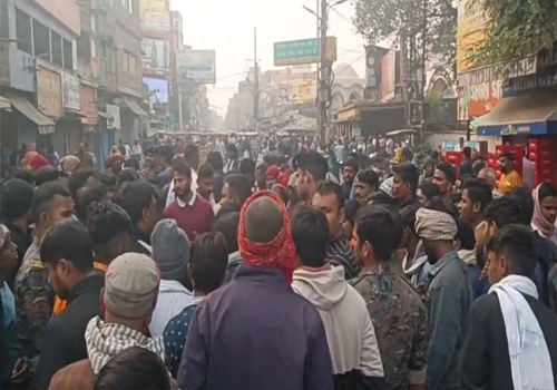 Nawada News: नवादा में नकाबपोश बदमाश ने मां-बेटी पर हमला किया