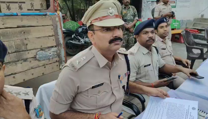 मेघातरी चेकपोस्ट पर अवैध वसूली का वीडियो वायरल