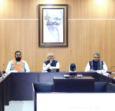 CM नीतीश का बड़ा फैसला, खुलेंगे 3 नए विभाग; 1 करोड़ नौकरियों का रोडमैप तैयार