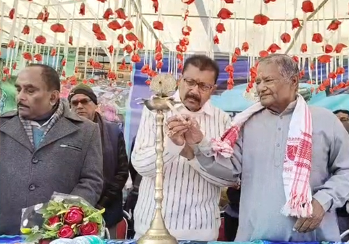 दुमका के CHC जरमुंडी में हेल्थ मेला, विधायक देवेंद्र कुंवर ने किया उद्घाटन