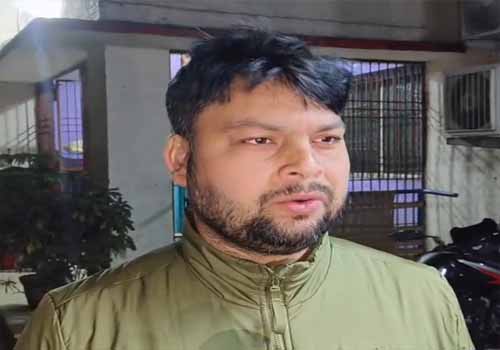 कुजू नया मोड़ में कोयला कारोबारी डब्बू सिंह के आवास पर अंधाधुंध फायरिंग