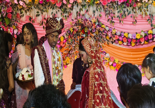 बिहार के बक्सर में जयमाल के दौरान प्रेमी ने दुल्हन को मारी गोली