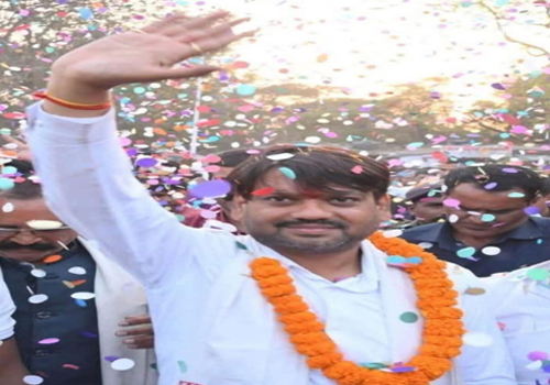 संजीव सिंह के सिर सजा धनबाद के मेयर का ताज