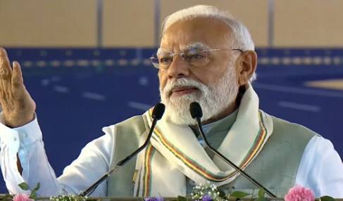 प्रधानमंत्री नरेंद्र मोदी ने असम को 23,550 करोड़ रुपये की विकास परियोजनाओं की सौगात दी
