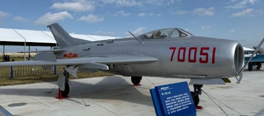 दुनिया में चल रही है एक और युद्ध की तैयारी!