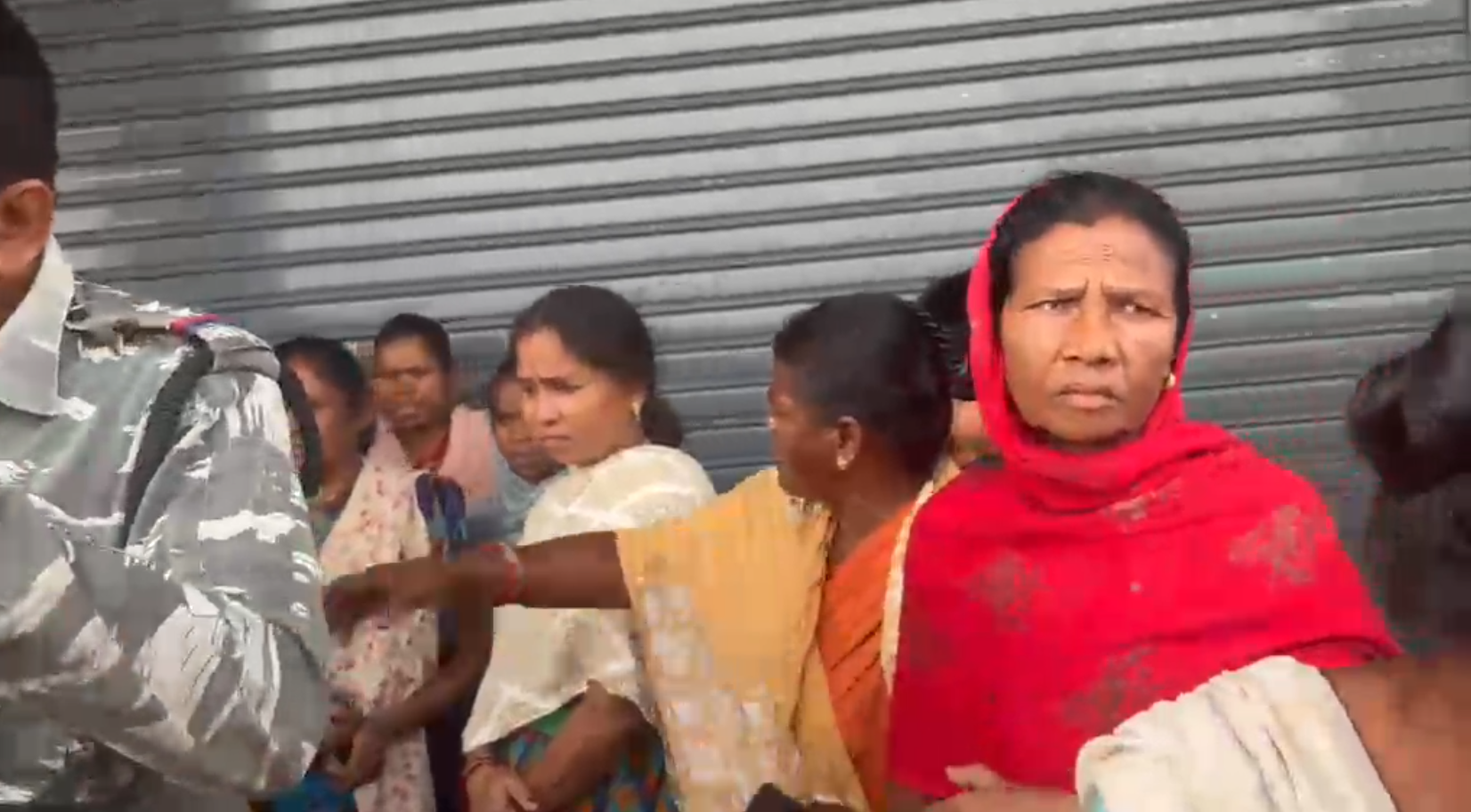 गोड्डा में ऑपरेशन के दौरान गर्भवती महिला की मौत, क्लीनिक छोड़कर भागे डॉक्टर