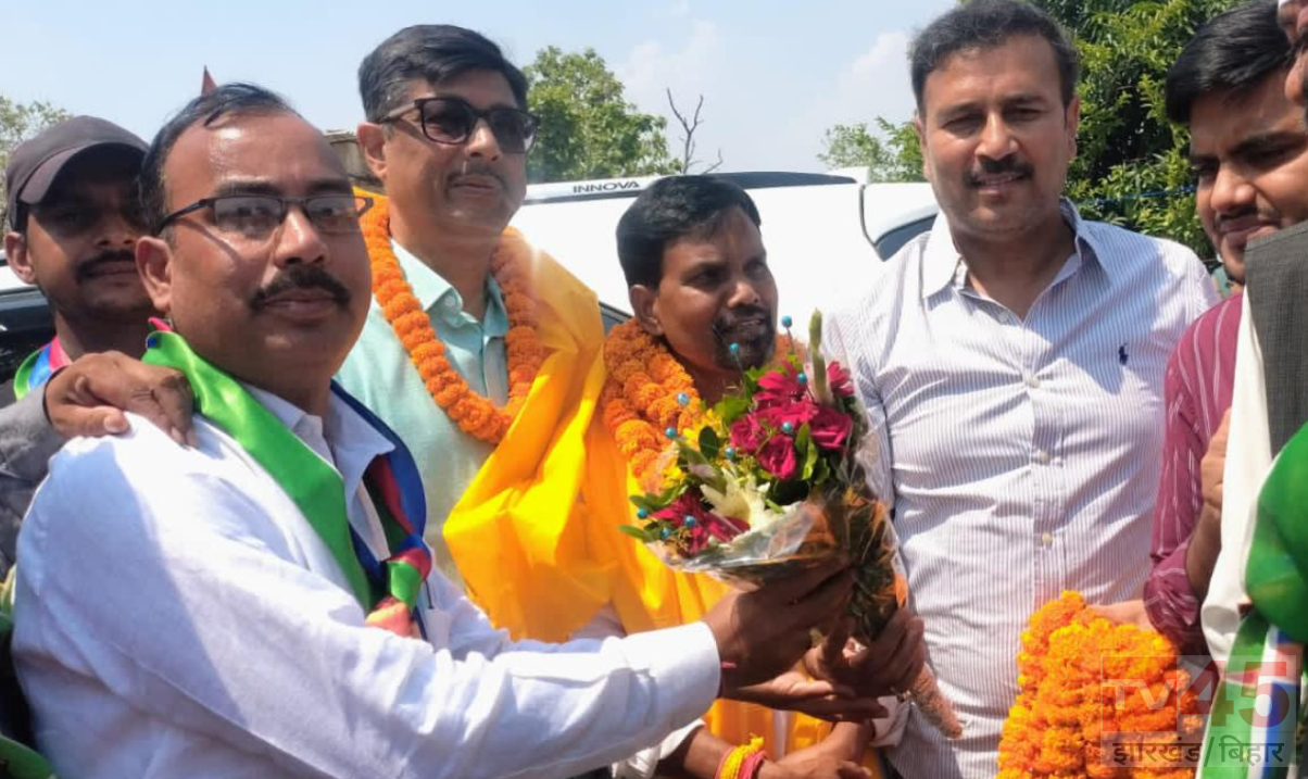 पलामू प्रमंडल में आजसू युवा मोर्चा की बैठक, उप मुख्यमंत्री सुदेश महतो का भव्य स्वागत, संगठन की मजबूती पर चर्चा