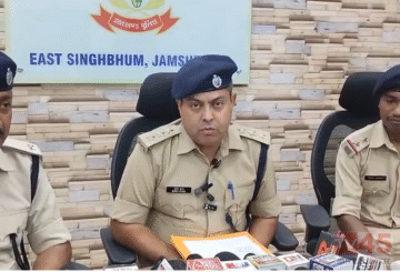 संगठित गिरोह के खिलाफ बड़ी कार्रवाई:अवैध हथियार और गोला-बारूद बरामद