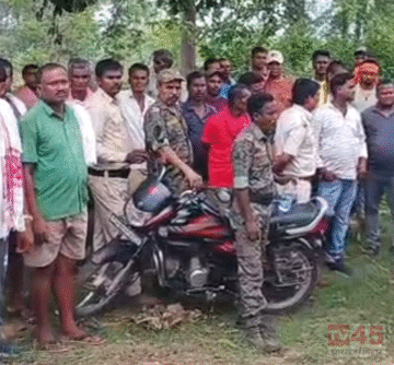 ट्रेंच काटने और पौधारोपण (plantation) को लेकर विवाद : वन विभाग के खिलाफ ग्रामीणों का फूटा गुस्सा