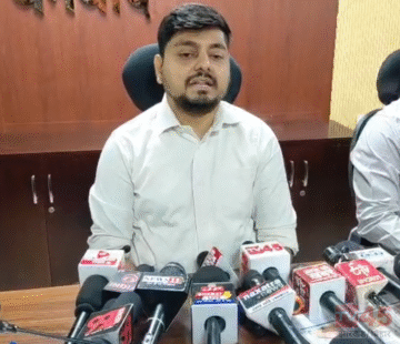 झारखंड में SIR 2026 का लहर तेज : समाहरणालय में SIR को लेकर DC आदित्य रंजन ने किया बैठक