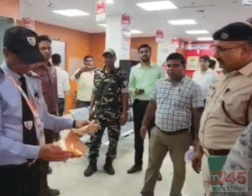 लखनऊ में शैक्षणिक संस्थान (institution) में हुए हादसे के बाद , धनबाद जिला प्रशासन ने उठाई कड़ी कदम