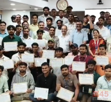 माइनिंग सर्वेयर प्रशिक्षण (training) में सफल अभ्यर्थियों को दिया गया सर्टिफिकेट, तीन बैच का प्रशिक्षण हुआ पूरा