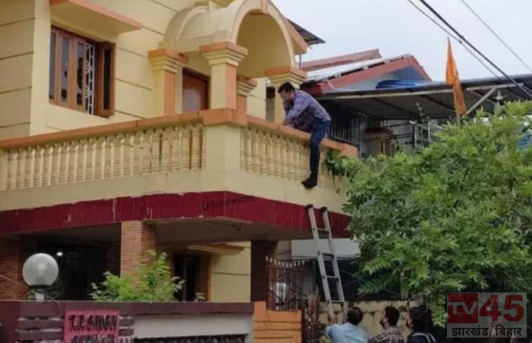 धनबाद में अवैध कोयला कारोबार पर ईडी का मेगा एक्शन, 25 ठिकानों पर एक साथ छापेमारी