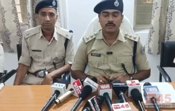 धनबाद पुलिस ने साइबर ठगी का नेटवर्क (network) का किया खुलासा, 9 साइबर अपराधी गिरफ्तार