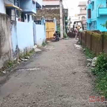 सड़क और नाला (Drain) निर्माण की धीमी रफ्तार से लोग परेशान,आवागमन की बनी गंभीर समस्या