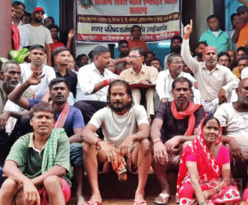 130 म्युनिसिपल काउंसिल कर्मचारी (Municipal Council) का अनिश्चितकालीन हड़ताल, ऑर्गनाइज़र का बकाया वेतन तुरंत देने का मांग