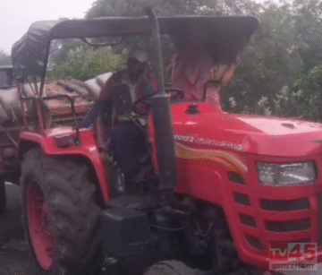 अवैध बालू खनन (sand mining) और परिवहन का खेल थमने का नाम नहीं ले रहा,ट्रकों के जरिए हो रही बालू सप्लाई