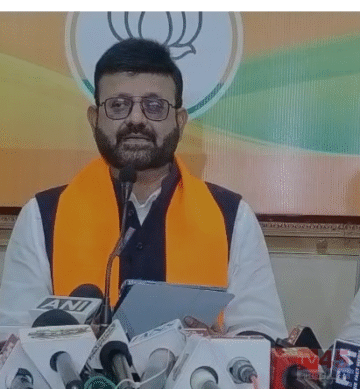 स्टेकहोल्डर्स (Stakeholder) कंसल्टेशन 2026 को लेकर राजनिति गरमाई, दिल्ली में फिर से बेच फिर बेचे जा रहे है निवेश