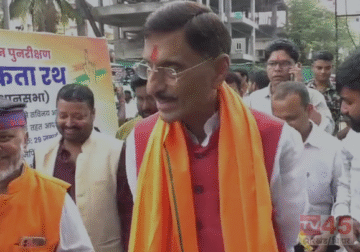 SIR के अभियान के तहत मतदाताओं को जागरूक (sensitize voters) करने केलिए जागरूकता रथ रवाना