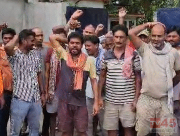 मजदूरों की दो जून की रोटी मुश्किल! FCI गोदाम के बाहर प्रदर्शन मजदूरों ने किया प्रर्दशन