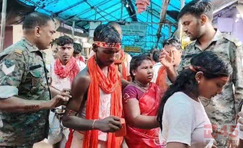 तीसरी सोमवारी पर दुमका के फौजदारी दरबार बाबा बासुकीनाथ धाम में उमड़ा आस्था का सैलाब
