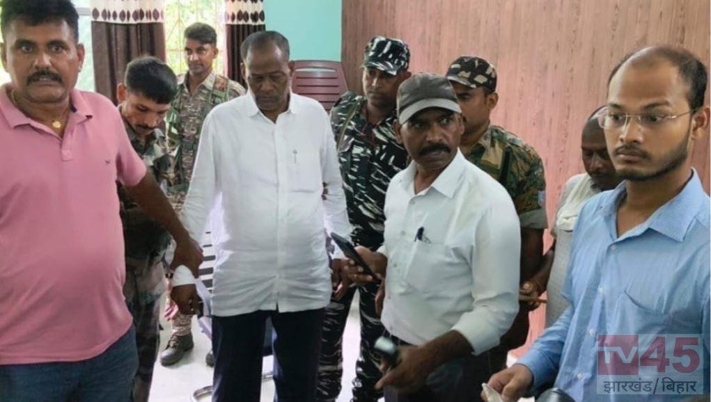 Latehar में रिश्वतखोरी पर एसीबी की बड़ी कार्रवाई, 10 हजार रुपये लेते पंचायत सेवक रंगे हाथ गिरफ्तार