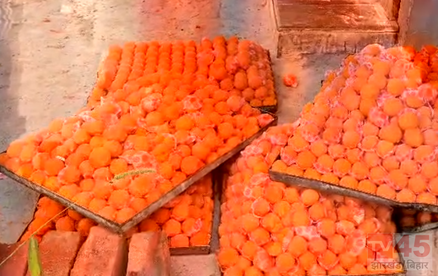रक्षाबंधन पर्व के मद्देनजर मिठाइयों (sweets) एवं अन्य खाद्य पदार्थों की चढ़ी मांग ,मांग के बिच मिठाइयों में मिलावट की कलाबजारी