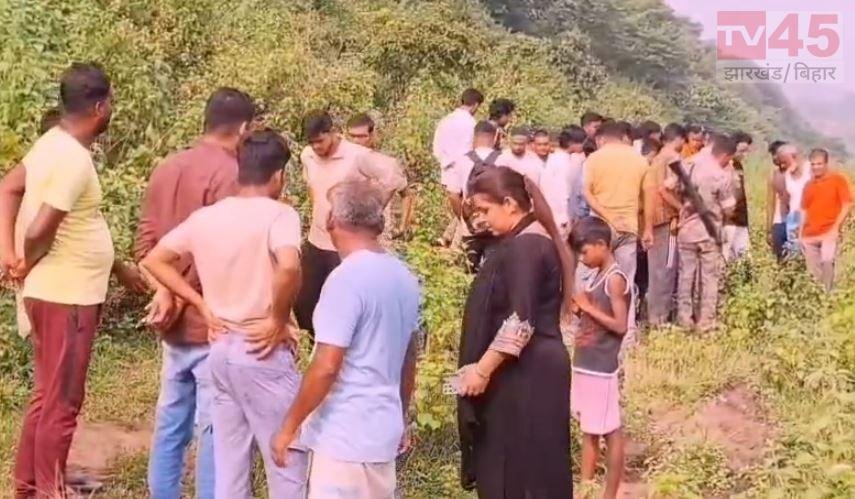 गोंदूडीह में झाड़ियों से मिला वासेपुर के युवक का शव, सिर पर चोट के निशान, मौत की गुत्थी सुलझाने में जुटी पुलिस
