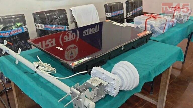 चास में पुलिस की बड़ी कार्रवाई: स्कूल से स्मार्ट टीवी और ज्वेलर्स दुकान से CCTV कैमरे चोरी का खुलासा, दो आरोपी गिरफ्तार