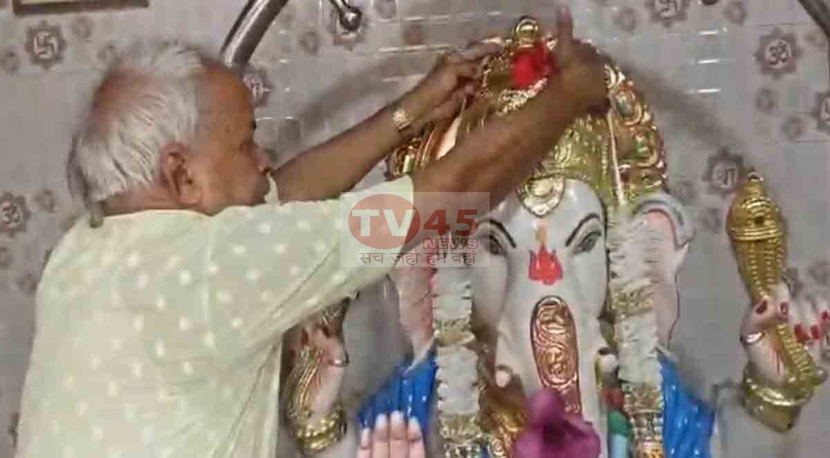 Religious News: मनोहरपुर के विघ्न विनाशक मंदिर में रहस्यमयी घटना