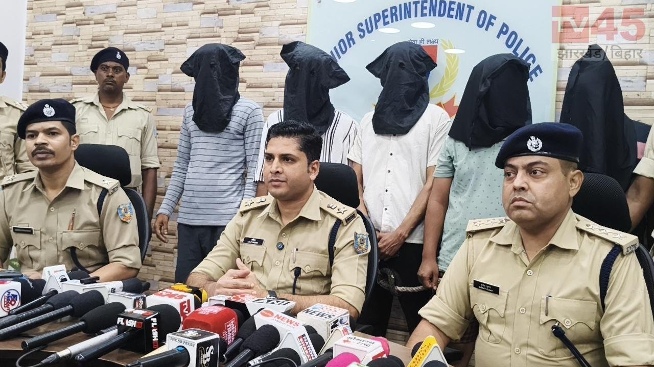 जमशेदपुर के परसुडीह में ब्राउन शुगर के साथ पांच युवक गिरफ्तार, 80 पुड़िया मादक पदार्थ बरामद