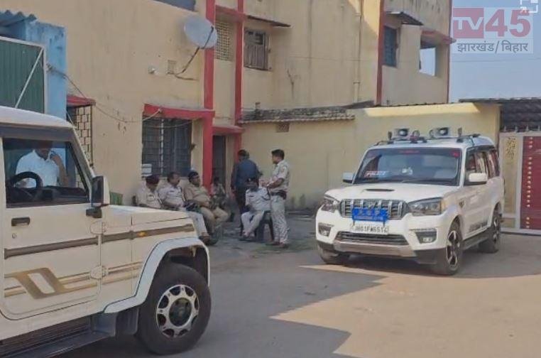 Ramgarh Crime: झारखंड पुलिस के जवान निरंजन महतो ने एक-47 से की आत्महत्या